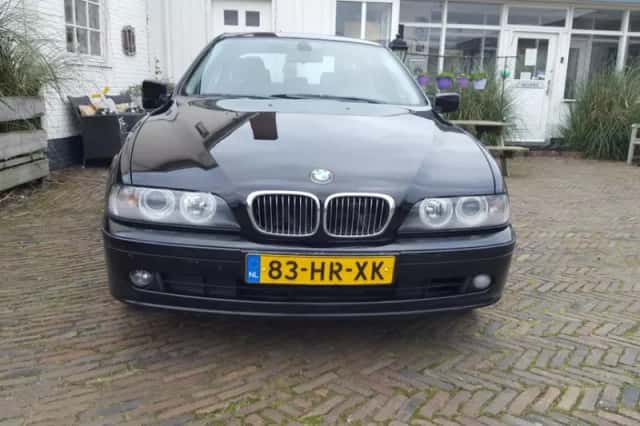 BMW 5-Serie (2001) thumbnail 2