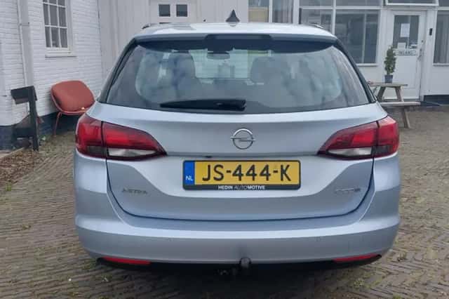 Opel Astra (2016) thumbnail 5