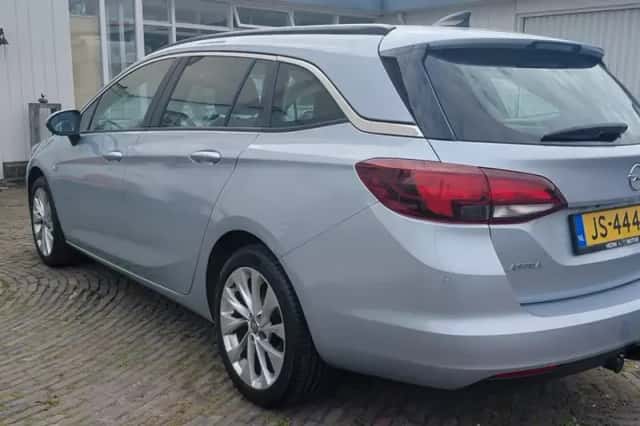 Opel Astra (2016) thumbnail 6