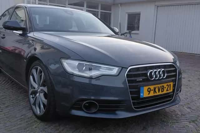 Audi A6 (2011) thumbnail 3