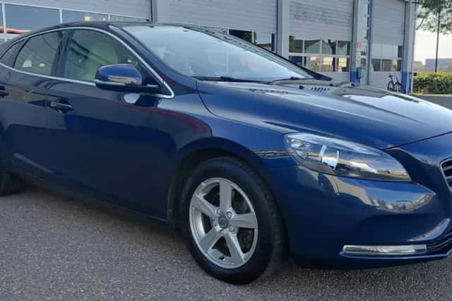 Volvo V40 (2013) thumbnail 3