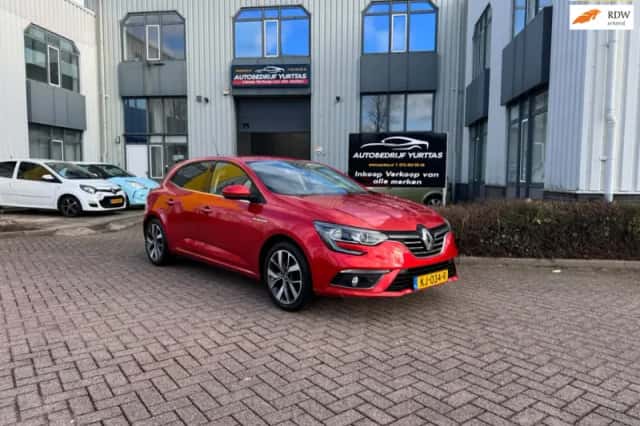 Renault Mégane (2016) thumbnail 1