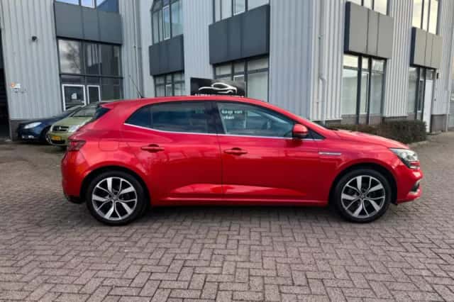 Renault Mégane (2016) thumbnail 5