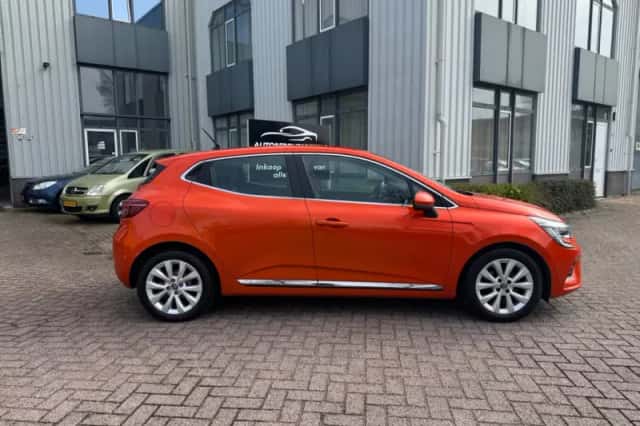 Renault Clio (2020) thumbnail 5