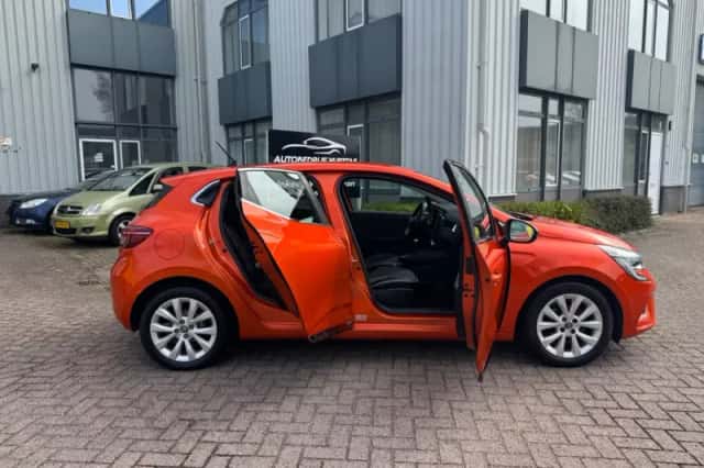 Renault Clio (2020) thumbnail 6