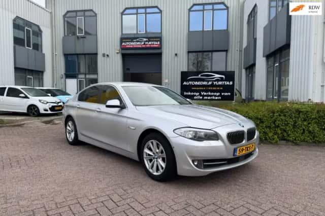 BMW 5-Serie (2012) thumbnail 1