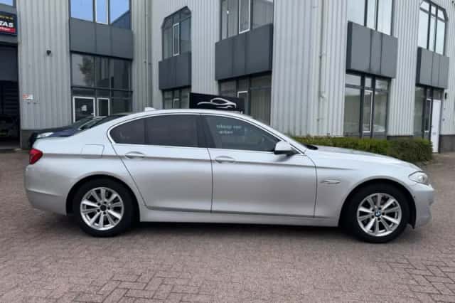 BMW 5-Serie (2012) thumbnail 5