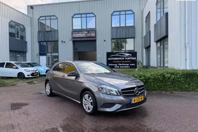 Mercedes-Benz A-Klasse (2013) thumbnail 1