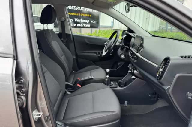 Kia Picanto (2020) thumbnail 6