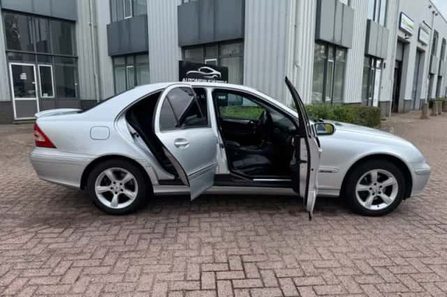 Mercedes-Benz C-Klasse (2007) thumbnail 6