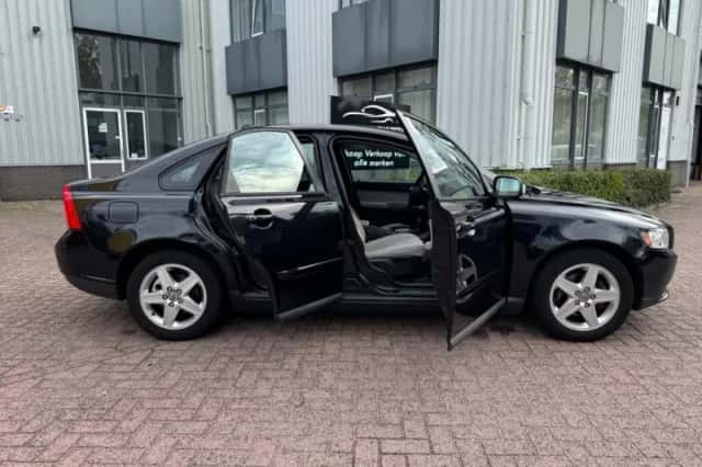 Volvo S40 (2008) thumbnail 6