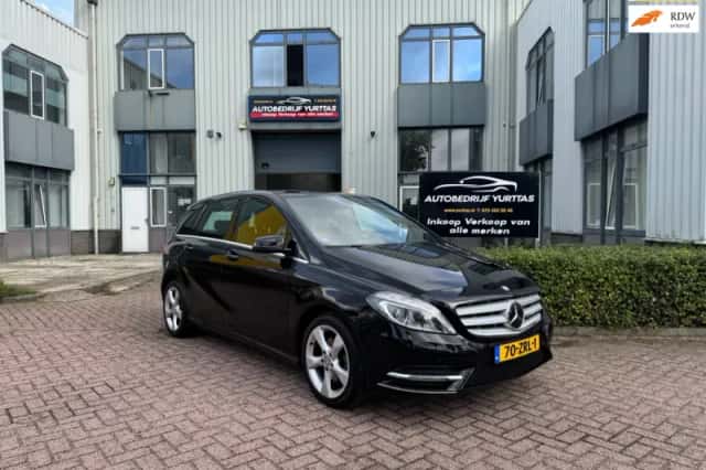 Mercedes-Benz B-Klasse (2013) thumbnail 1