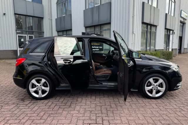 Mercedes-Benz B-Klasse (2013) thumbnail 6