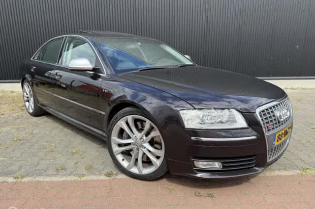 Audi S8 (2007) thumbnail 4