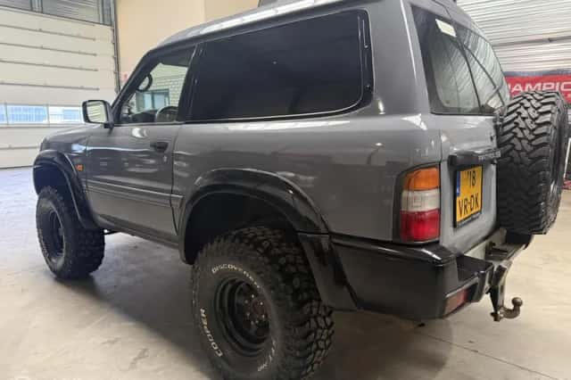 Nissan Patrol (2000) thumbnail 5