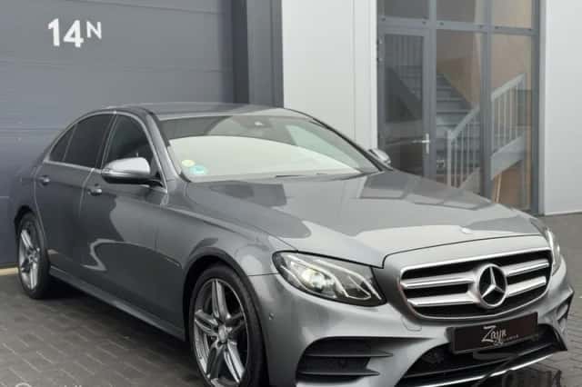 Mercedes-Benz E-Klasse (2016) thumbnail 3