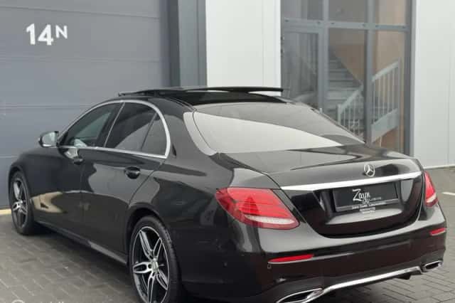 Mercedes-Benz E-Klasse (2016) thumbnail 4