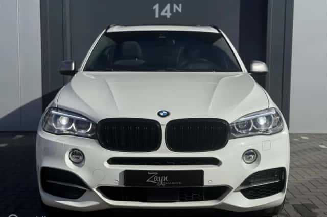 BMW X5 (2015) thumbnail 5