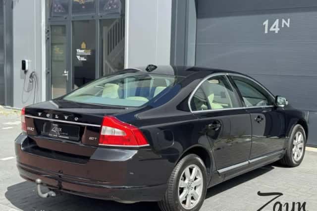 Volvo S80 (2010) thumbnail 2
