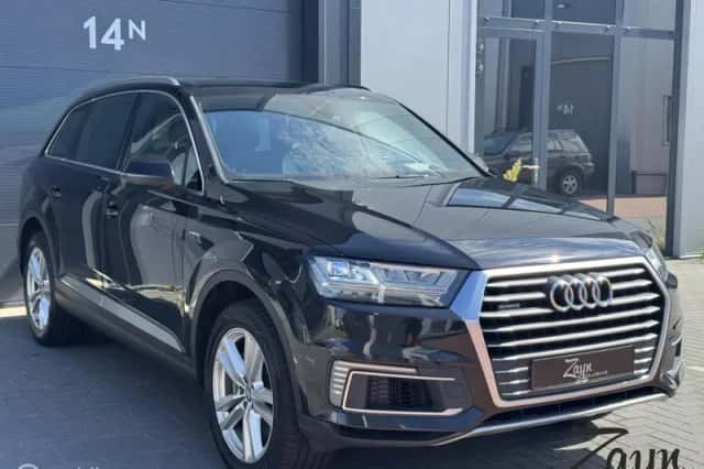 Audi Q7 (2016) thumbnail 3
