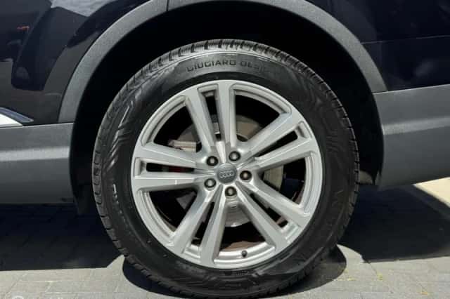 Audi Q7 (2016) thumbnail 6
