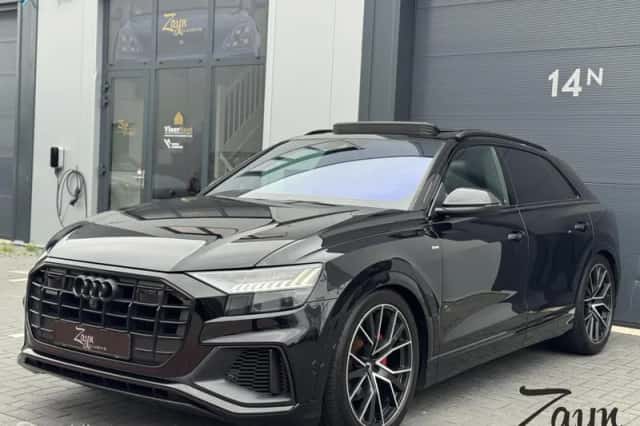 Audi Q8 (2019) thumbnail 1