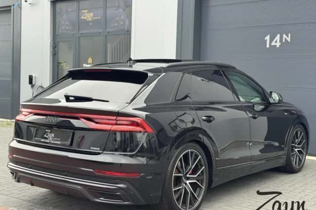 Audi Q8 (2019) thumbnail 2