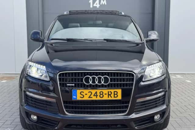 Audi Q7 (2006) thumbnail 5