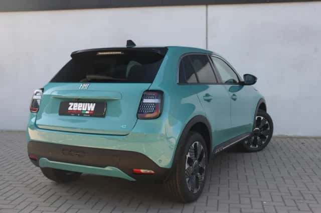 Fiat 600 (2024) thumbnail 4