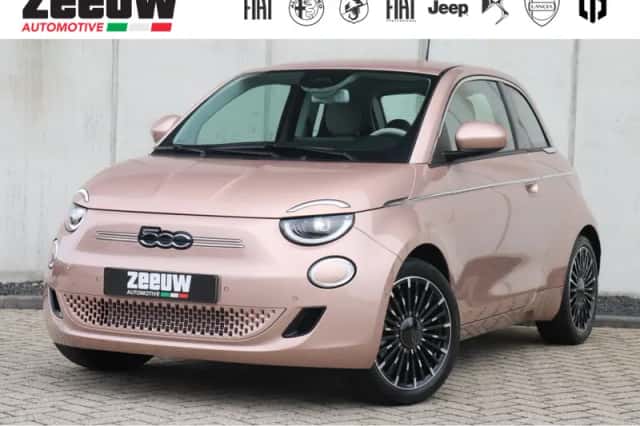 Fiat 500e (2024) thumbnail 1