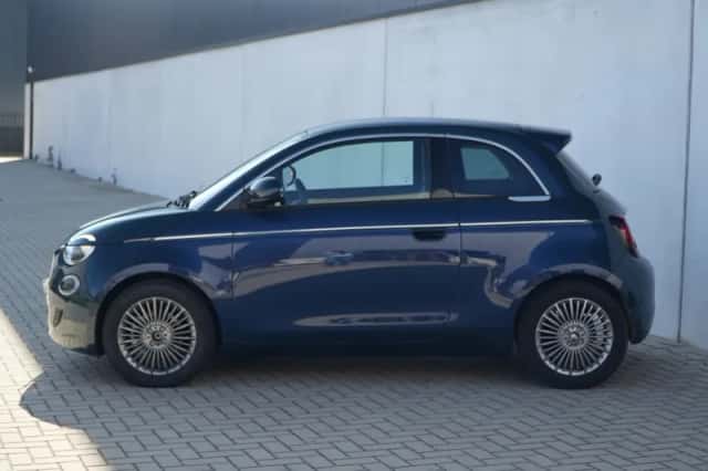 Fiat 500e (2023) thumbnail 6