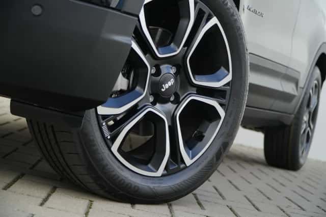 Jeep Avenger (2026) thumbnail 3