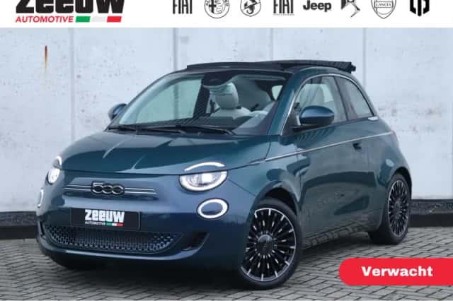 Fiat 500e (2024) thumbnail 1