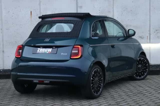 Fiat 500e (2024) thumbnail 6