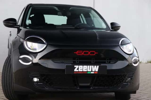 Fiat 600 (2025) thumbnail 3