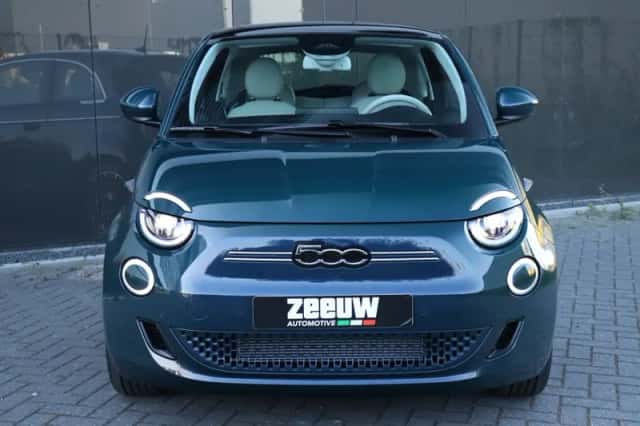 Fiat 500e (2023) thumbnail 5