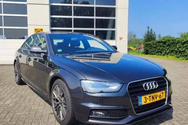 Audi A4 (2014) thumbnail 1