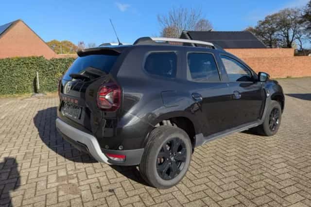 Dacia Duster (2022) thumbnail 2
