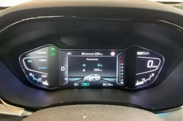 Kia Niro (2021) thumbnail 3