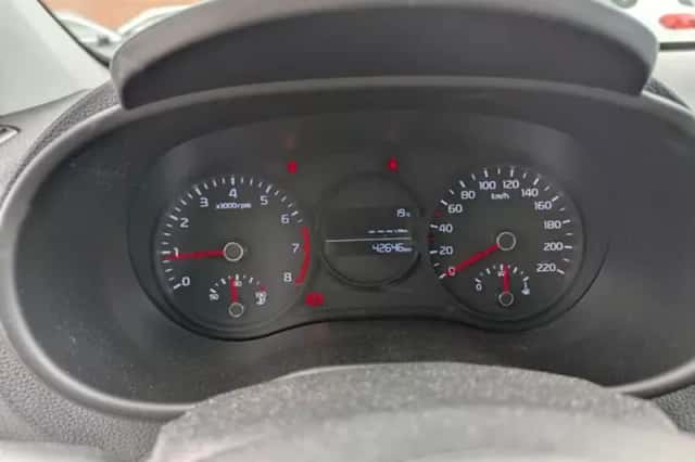 Kia Picanto (2020) thumbnail 4