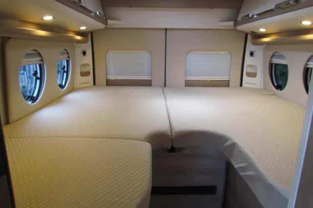 Malibu Van (2023) thumbnail 3