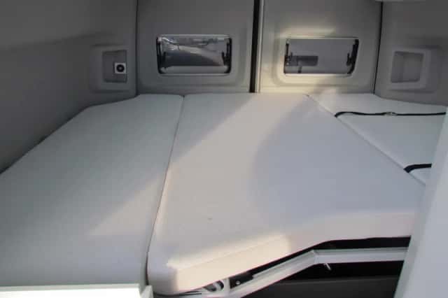 Volkswagen Grand California (2021) thumbnail 3