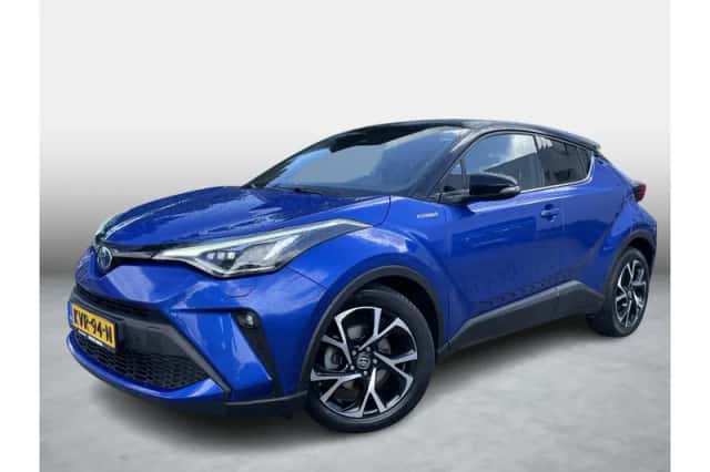 Toyota C-HR (2022) thumbnail 1