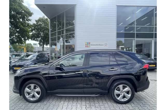 Toyota RAV4 (2019) thumbnail 4