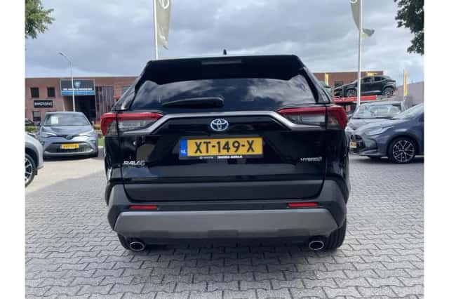Toyota RAV4 (2019) thumbnail 5