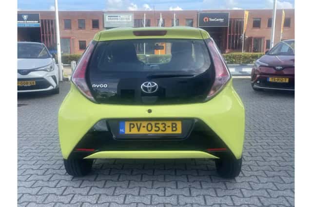Toyota Aygo (2017) thumbnail 5