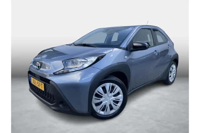 Toyota Aygo X (2025) thumbnail 1