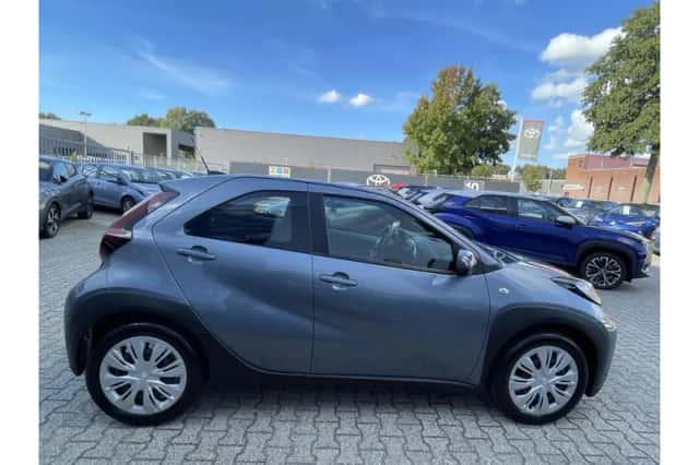 Toyota Aygo X (2025) thumbnail 2