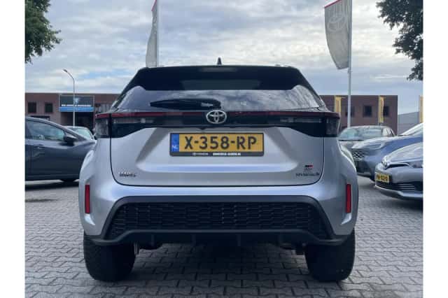 Toyota Yaris Cross (2023) thumbnail 5
