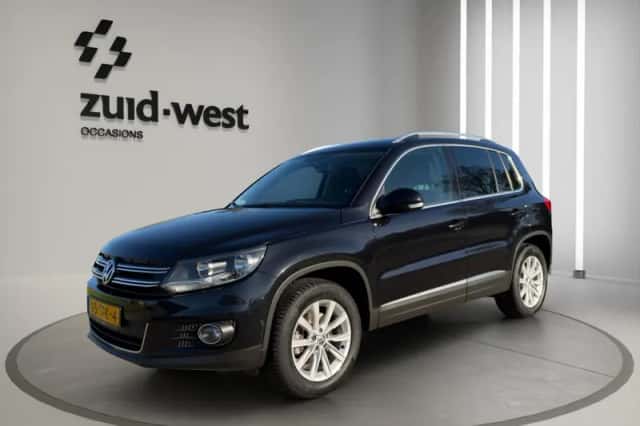 Volkswagen Tiguan (2012) thumbnail 3